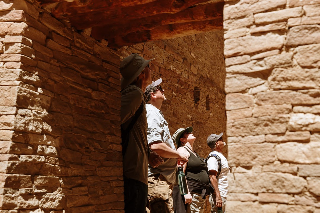 Chaco Canyon with HI